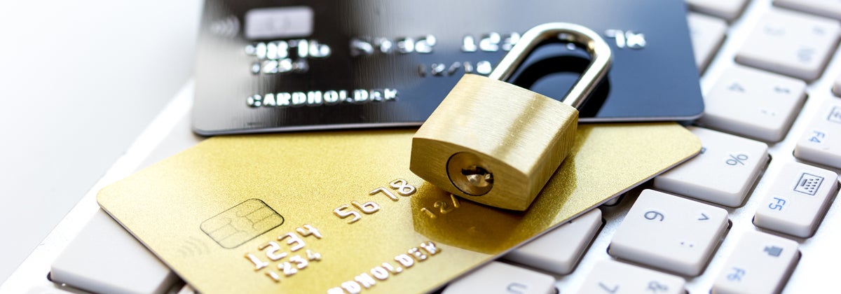 Reversing unauthorised credit card transactions