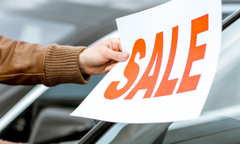 Buying a Car Privately vs From a Dealer: Which Is Best?